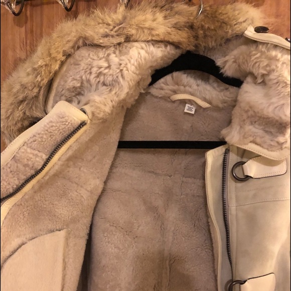 Leather Outlined Fur Coach Shearling - Picture 3 of 5